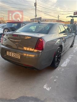كرايسلر 300